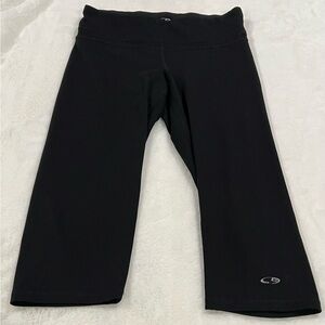 20. Champion Women's Absolute Capris XS